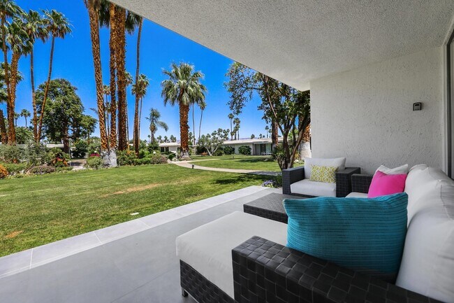 Building Photo - 76770 Lark Dr