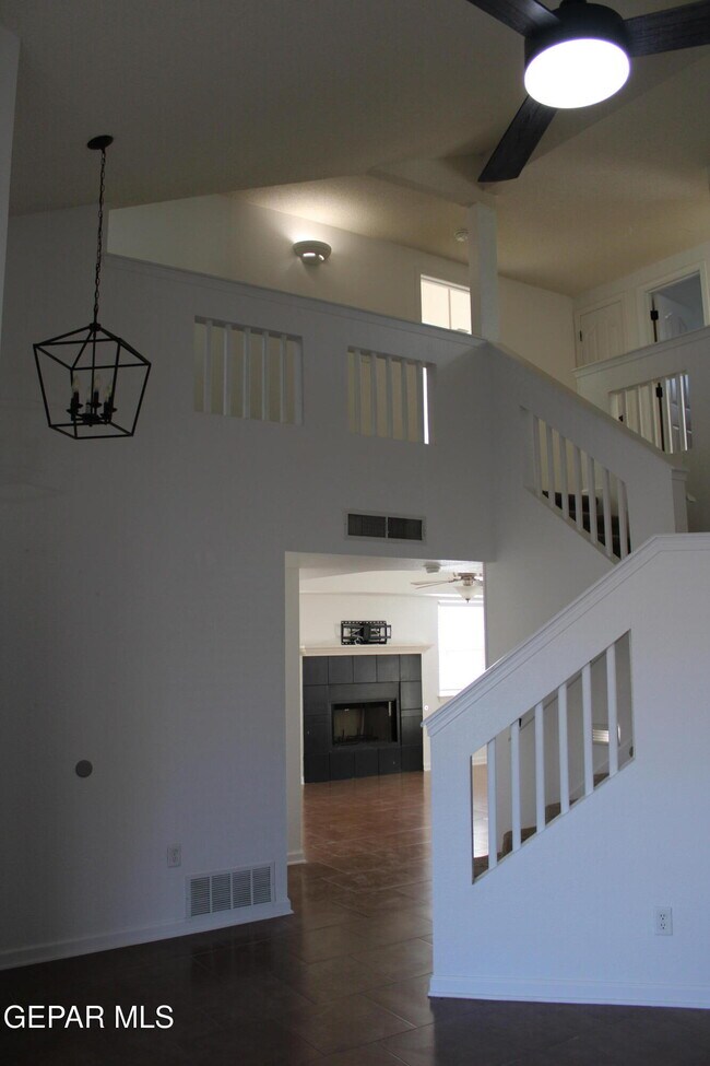 Building Photo - 12516 Twin Leaf Dr