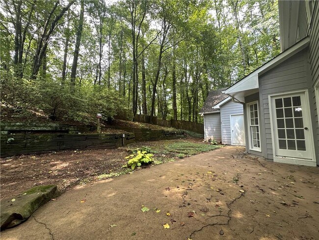 Building Photo - 10570 Turner Rd