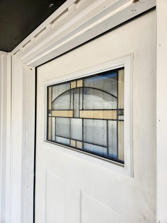 Building Photo - 503 S Forest Ct