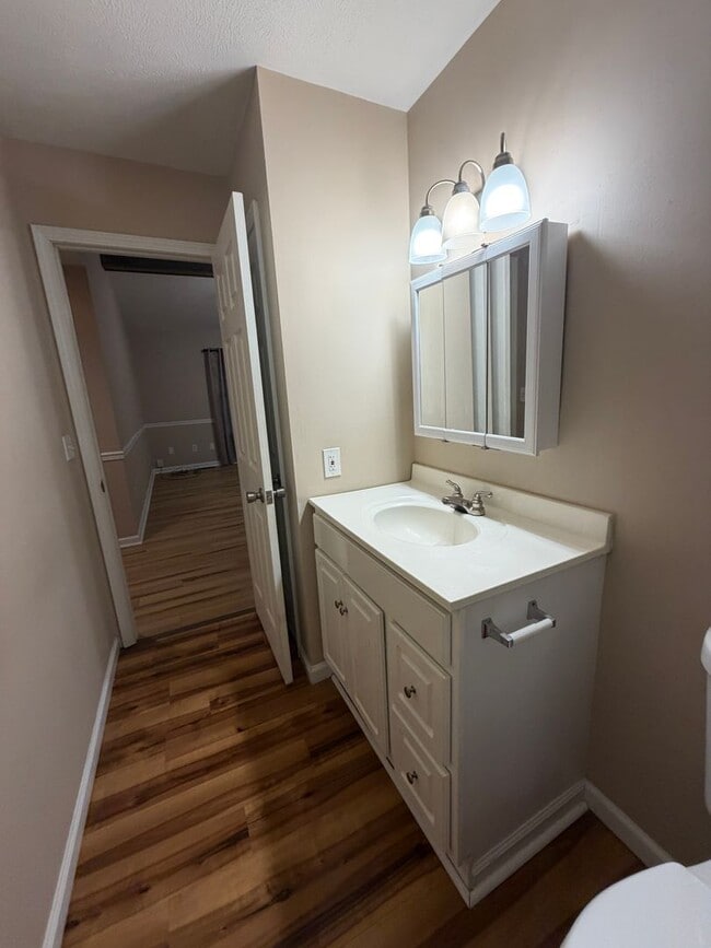 Building Photo - Three Springs Rd. 2188-2190