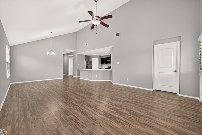 Building Photo - 6014 Namika St