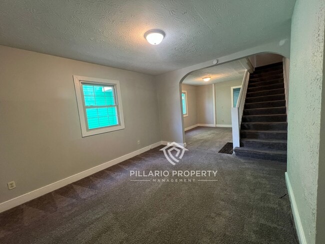 Building Photo - 3722-3724 N Illinois St