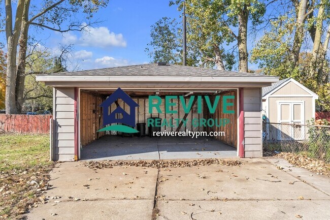 Building Photo - 15796 Kerstyn St