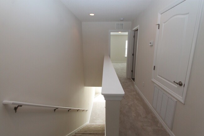 Building Photo - Winter Springs - 3 Bedroom, 3 Bathroom - $1,950.00