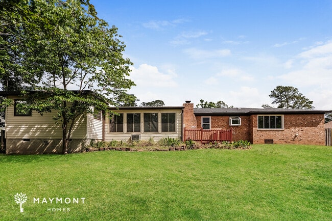 Building Photo - 111 Morehead Ct