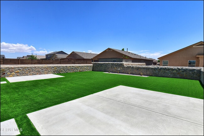 Building Photo - 12868 Star Gaze Ave