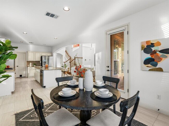 Building Photo - 307 Ansley Cove