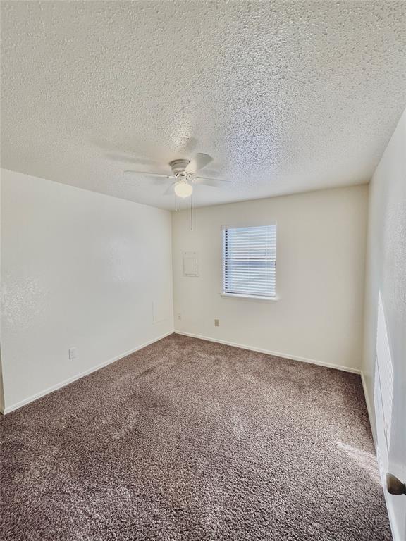 Building Photo - 1901 E Lindsey St