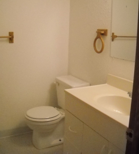 Building Photo - 3 Bedroom, 2 Bath Townhouse with Attached Garage in Desirable Lafayette, CO!