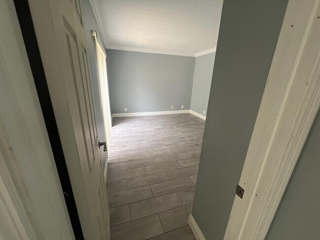 Building Photo - 1614 Forest Lakes Cir