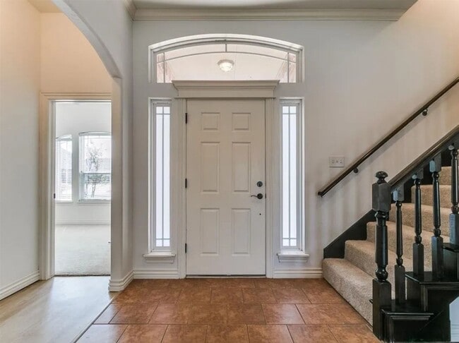 Building Photo - Spacious 4 Bed 2 Bath + Bonus Room In Edmond