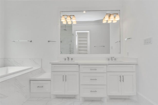 Building Photo - 5735 Winsome Ln