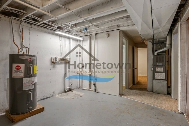 Building Photo - 2420 N 8th St