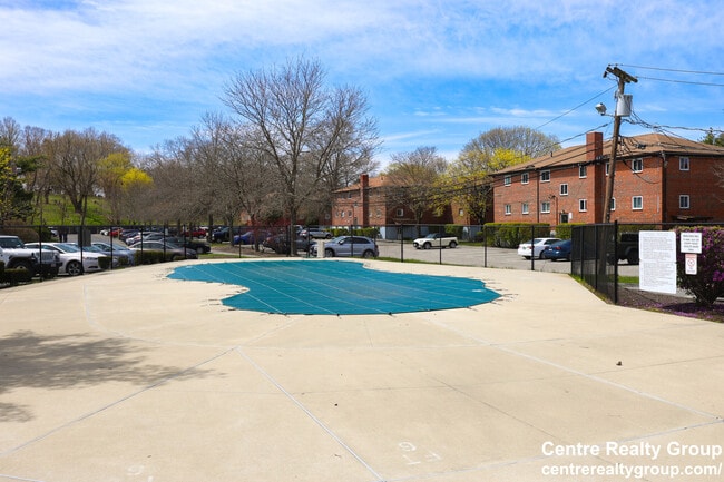 Building Photo - 33 Westgate Rd