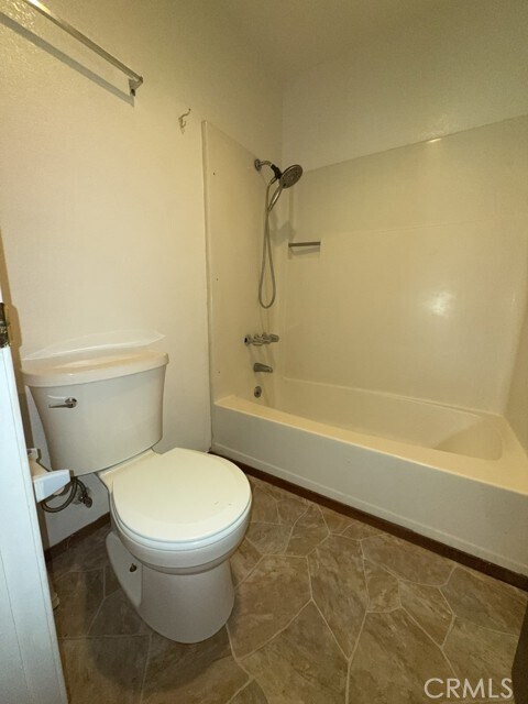 Building Photo - 10 Royale Ave