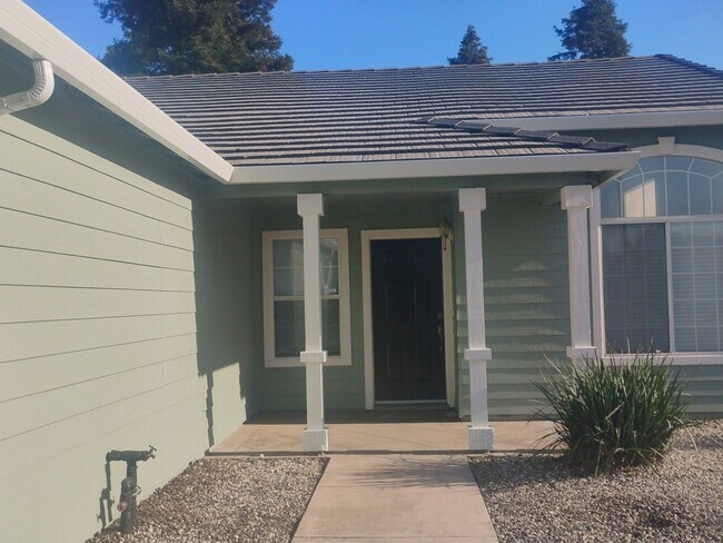 Building Photo - 4920 Apple Farm Ln