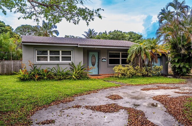 Primary Photo - 2842 Jackson St