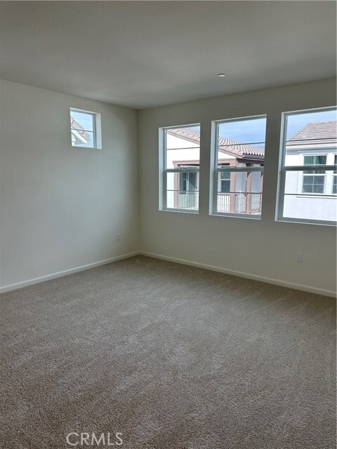 Building Photo - 4068 Summer Wy