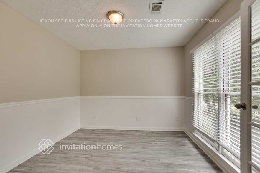 Building Photo - 156 Legacy Park Ln