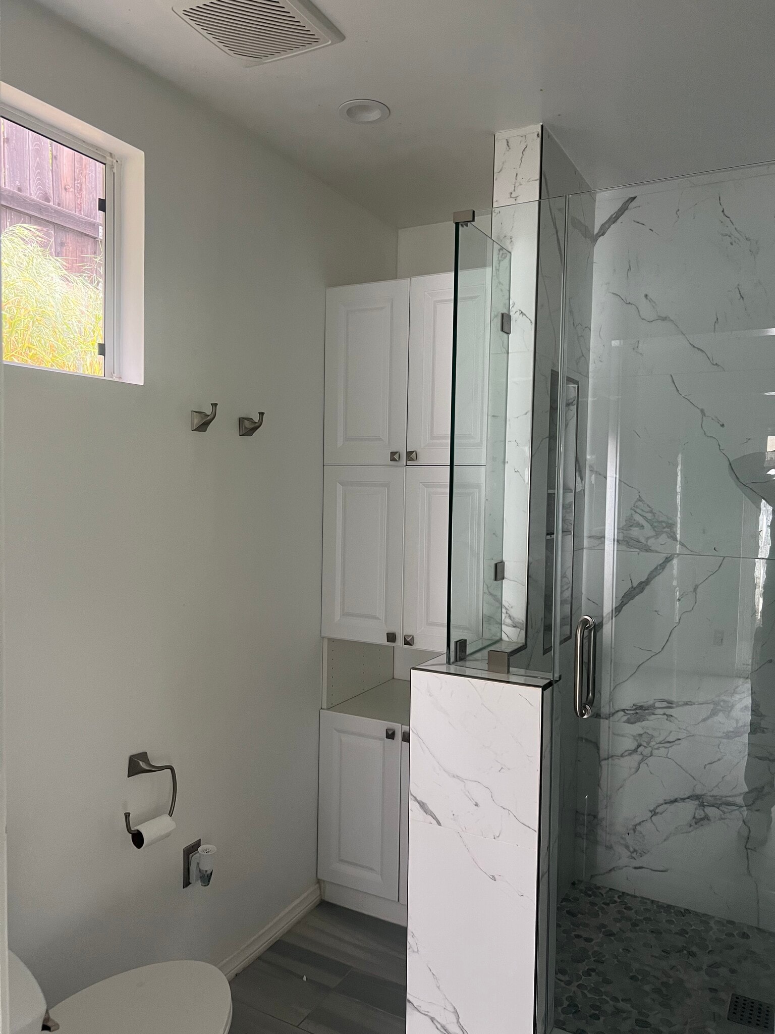 Building Photo - 2327 Dorothy St