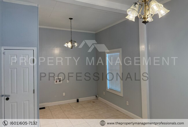 Building Photo - 1123 Harrison St
