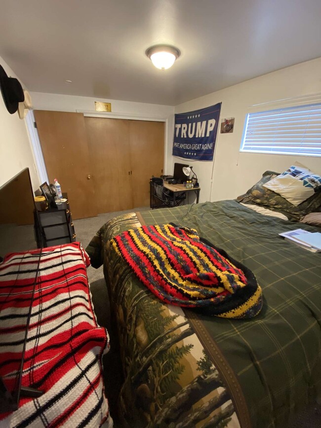 Building Photo - 486 W 100 N