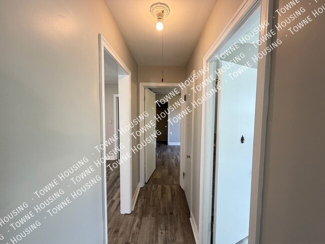 Building Photo - 1192 Haeberle Ave