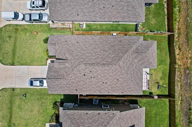 Building Photo - 13096 Laura Lake Dr