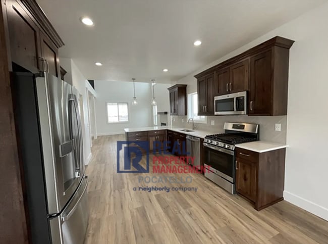 Building Photo - Brand New 3 bed 2.5 Bath Home- Double Car garage