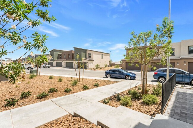 Building Photo - 7352 Joanna Brk St