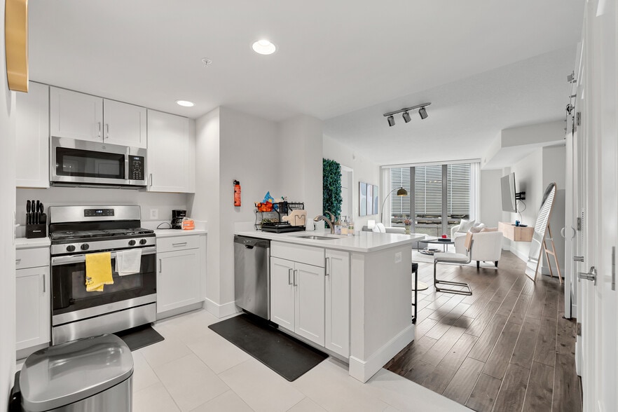 Kitchen - 50 Florida Ave NE