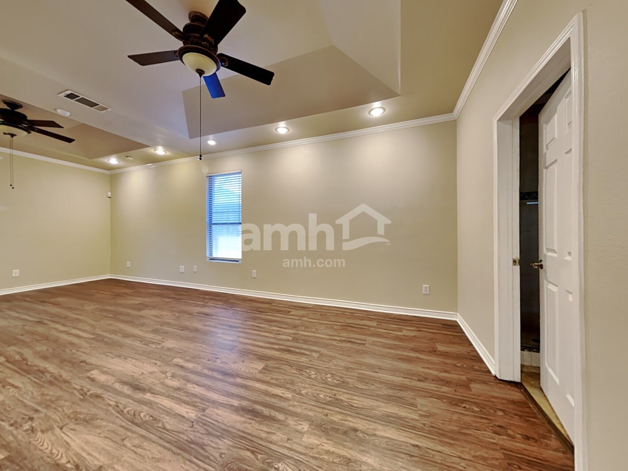 Building Photo - 608 Denali Dr