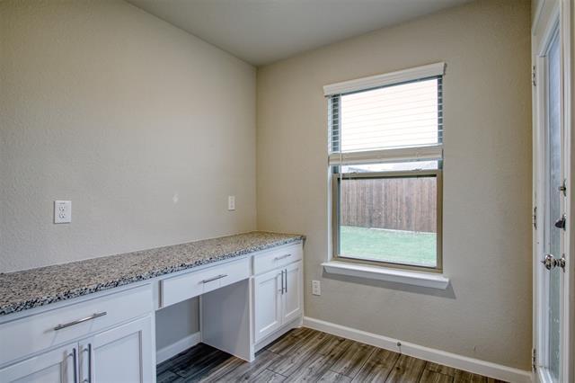 Building Photo - 496 Fox Ridge Dr