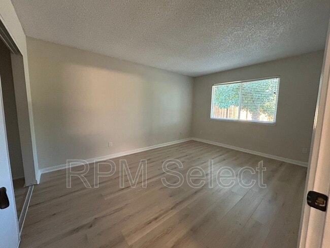 Building Photo - 5114 Rescue Ct