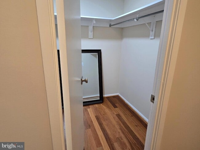 Building Photo - 5903 Mt Eagle Dr