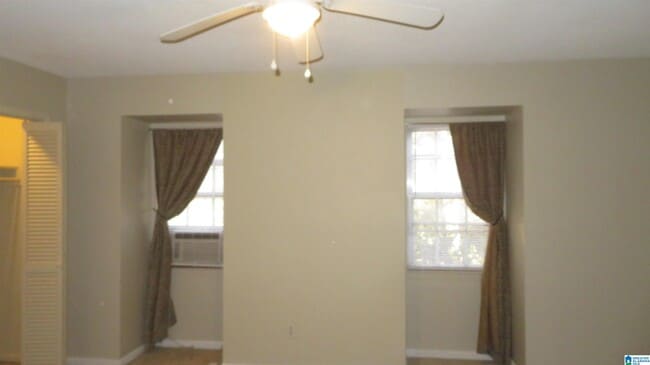 Building Photo - 3937 Montclair Rd