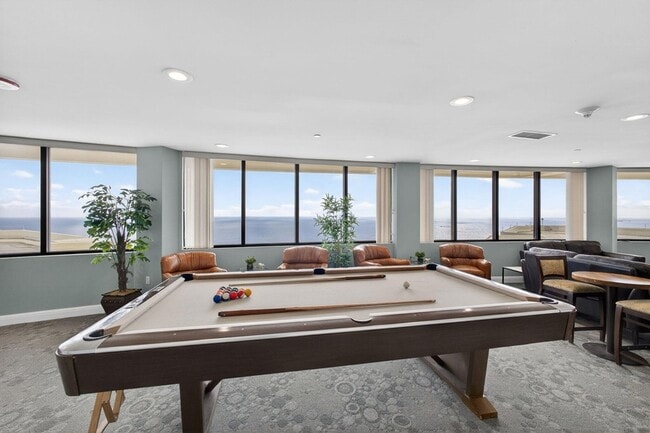 Building Photo - 3000 N Ocean Dr