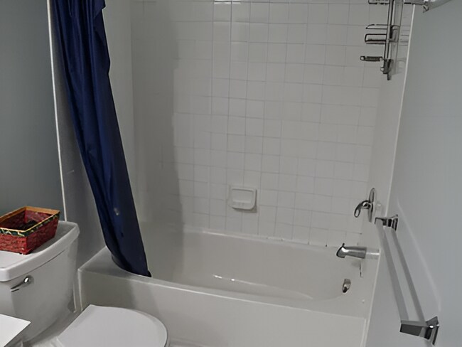 Building Photo - 2460 Terra Cotta Cir