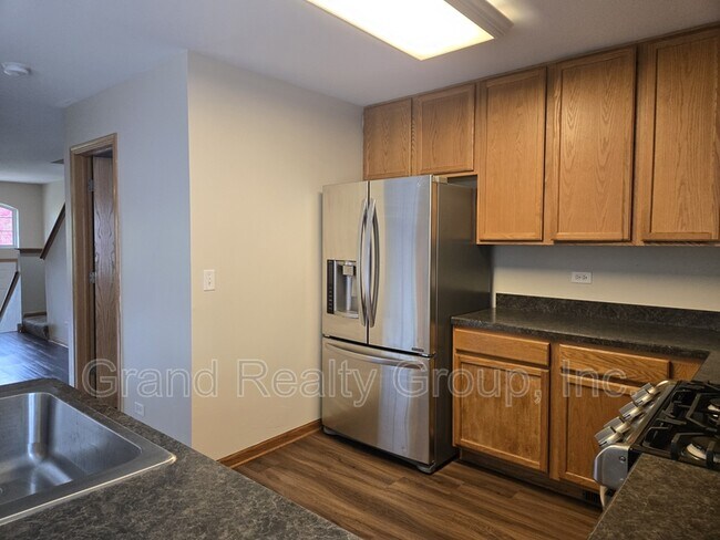 Building Photo - 552 Richard Brown Blvd