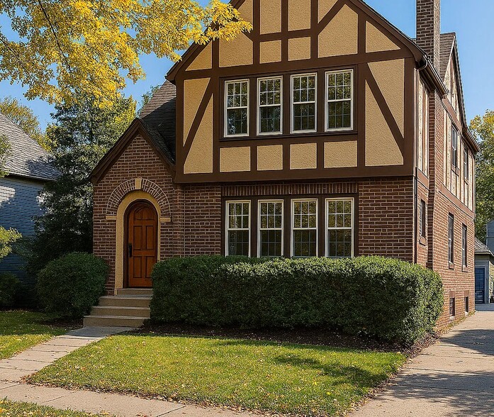 Primary Photo - 1011 Cleveland Ave