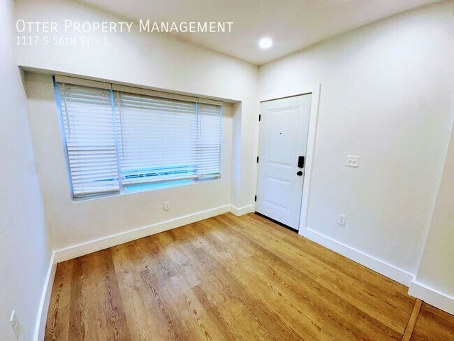 Building Photo - 1117 S 56th St