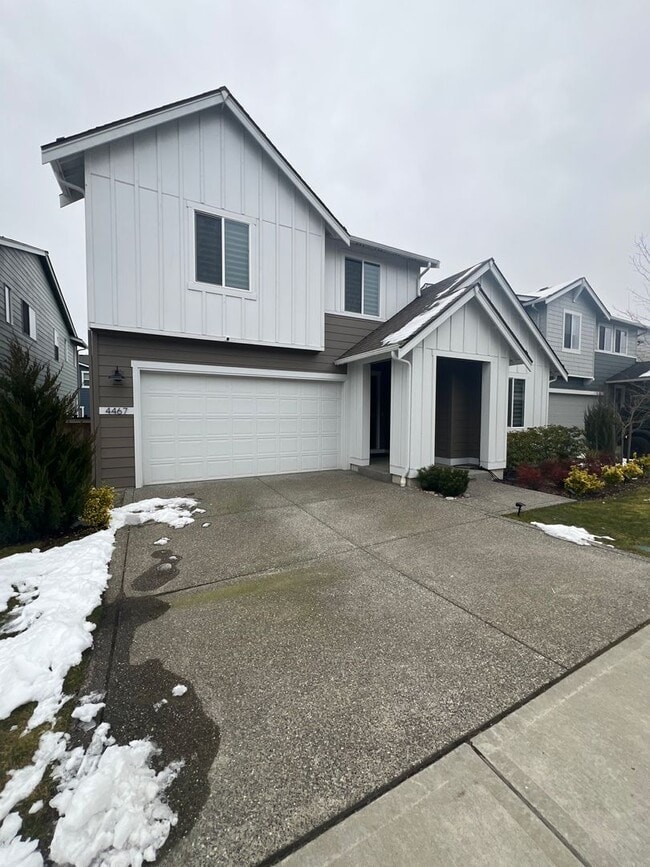Primary Photo - McCormick Village Giant! Bed/Bath on Main, Fenced Yard, Generator & More!