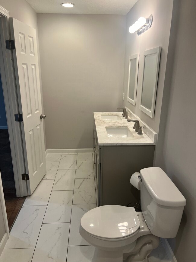 Master Bath - 4551 Crystal Brook Way