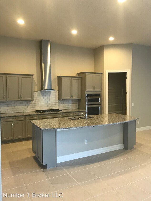 3 Br Bath House 10804 Savona Way Orlando Fl Apartment Finder 3 Br Bath House 10804 Savona Way