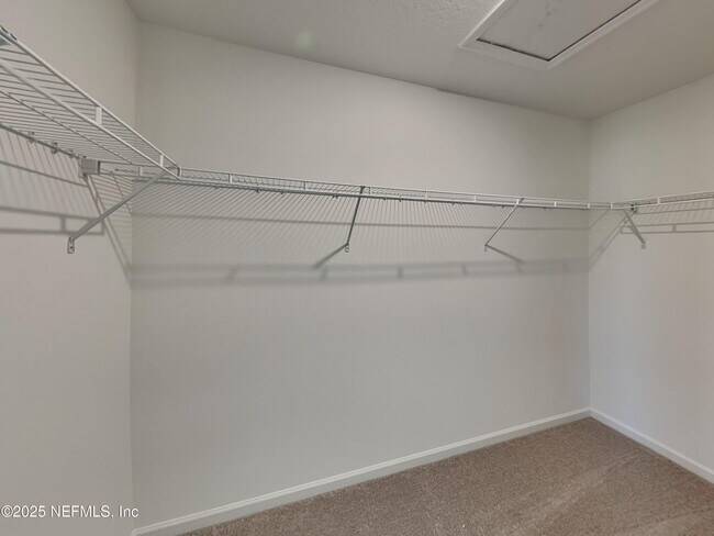 Building Photo - 2165 Windward Cay Ln