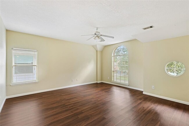 Building Photo - 5502 Atascocita Timbers N