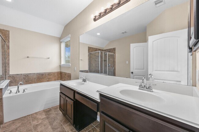 Building Photo - 22403 Pebble Falls Ln