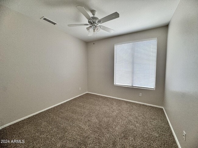 Building Photo - 1795 W Canary Way