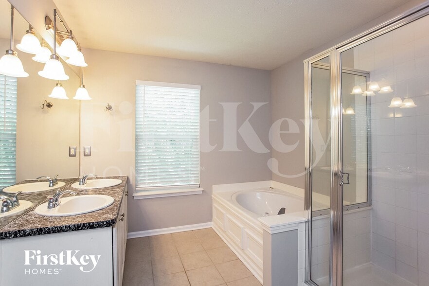 Building Photo - 8258 Morel Dr